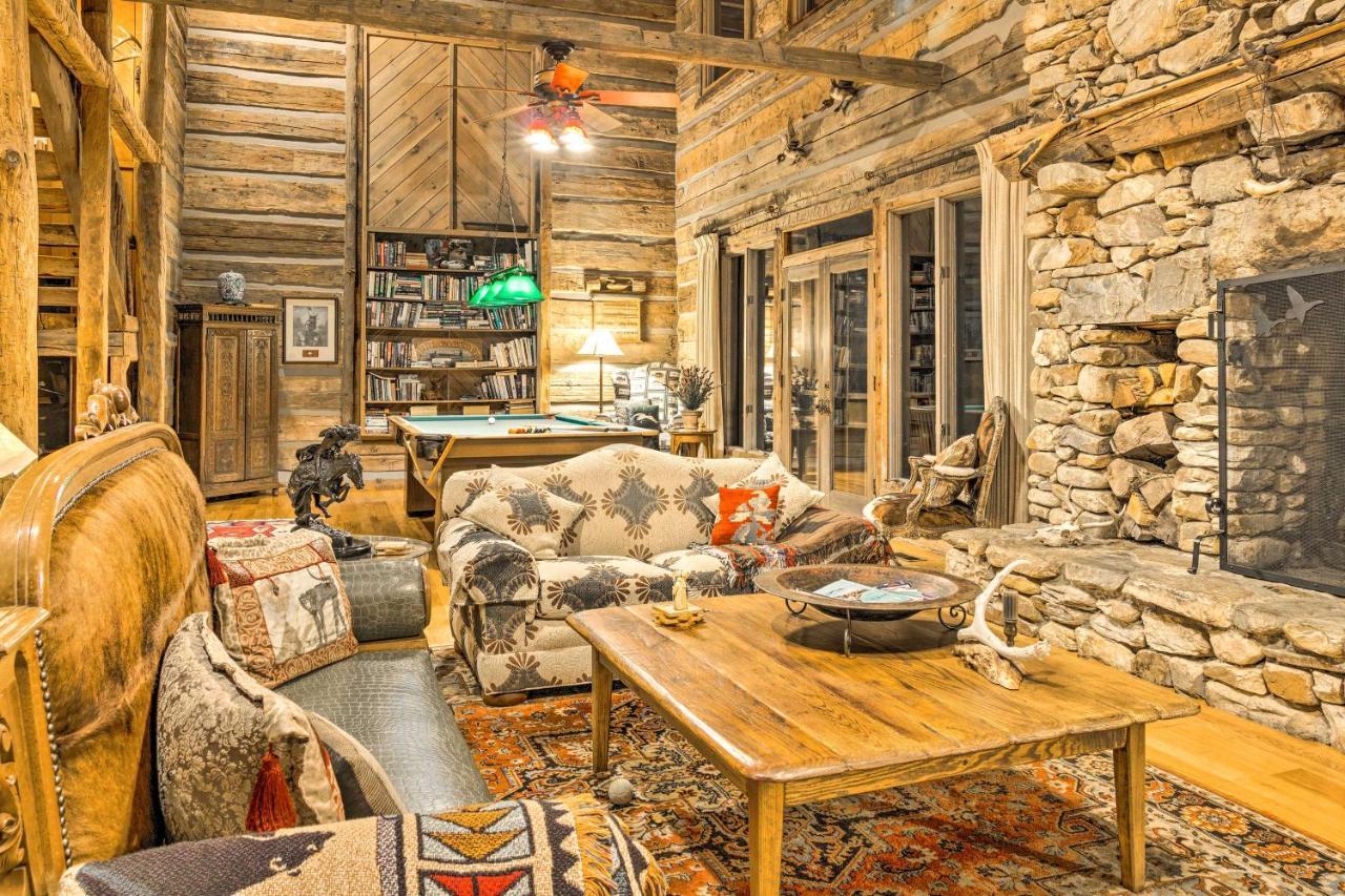 Spacious Cullowhee Lodge With Views And River Access! Exterior photo