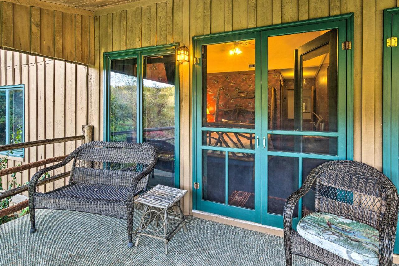 Spacious Cullowhee Lodge With Views And River Access! Exterior photo