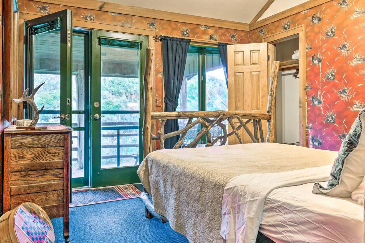 Spacious Cullowhee Lodge With Views And River Access! Exterior photo